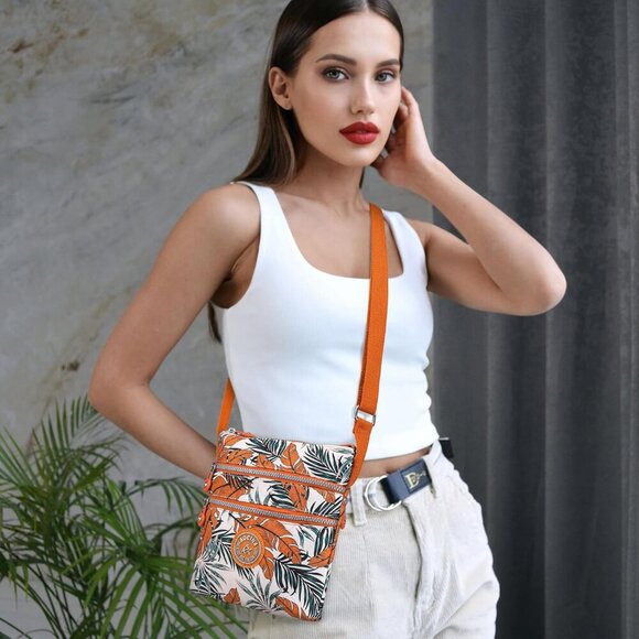 Crossbody Purses for Women Lightweight Small Travel Bag Shoulder Purses and Hand - Picture 2 of 6